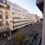 Modern Accommodation Near Parisian Attractions